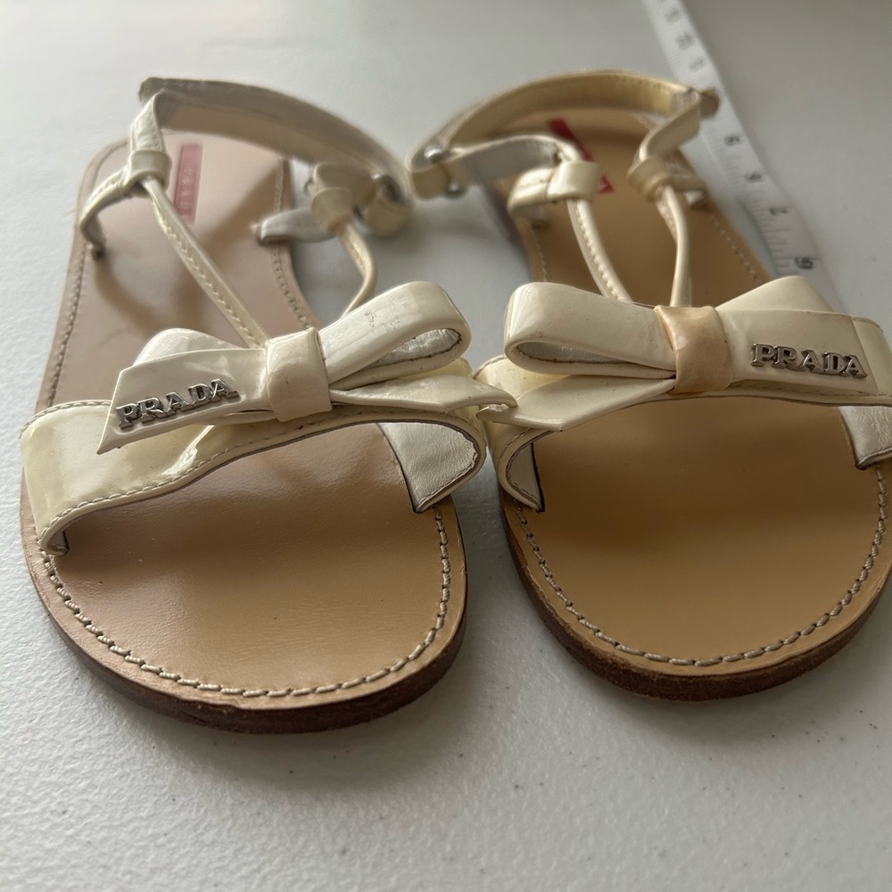 Prada Kids Girl Cream Bow Thong Sandals Ankle Strap Designer Flats Size 4–4.5 - Picture 16 of 16